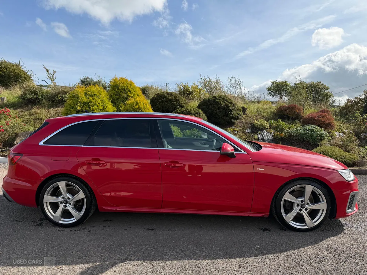 Audi A4 DIESEL AVANT - Image 3