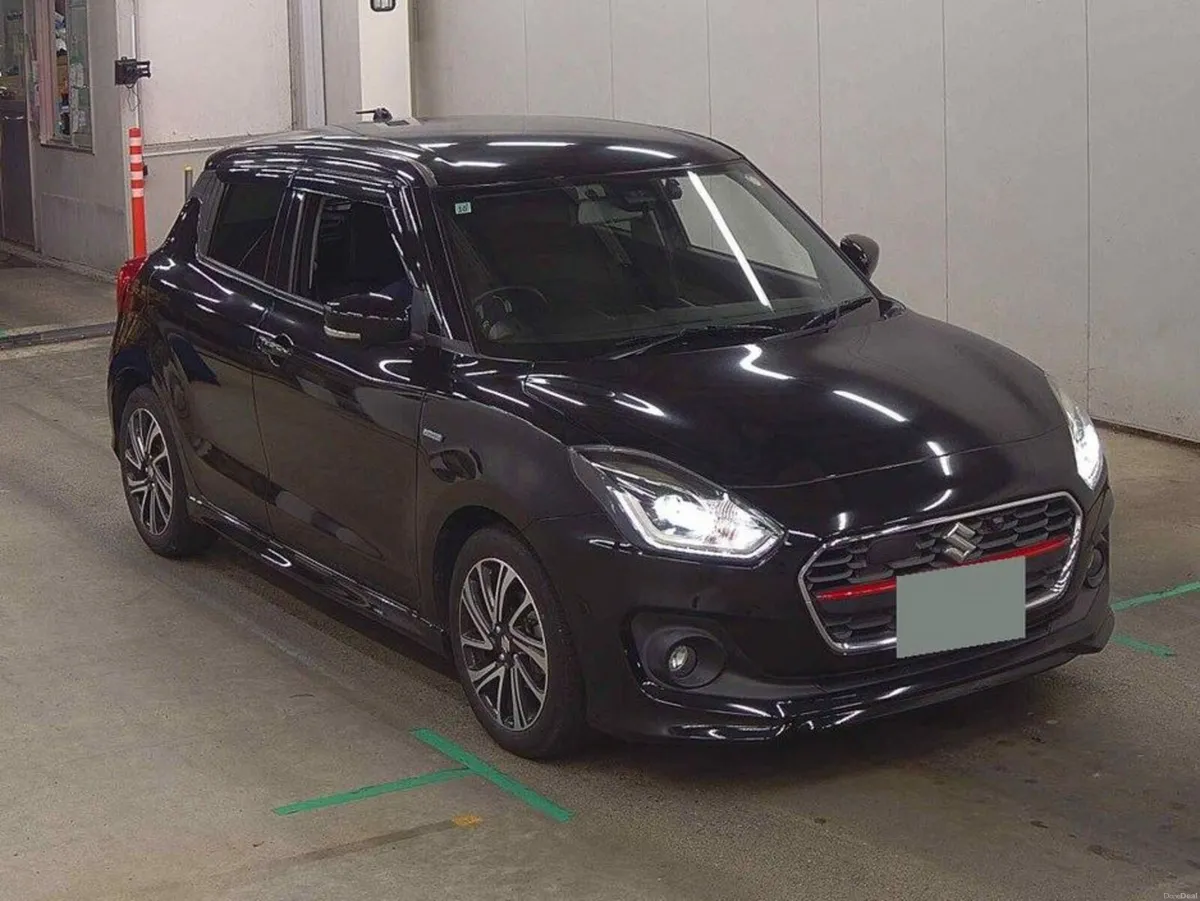 Suzuki Swift HYBRID RS - Image 1