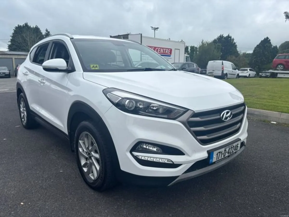 Hyundai Tucson 1.7crdi Executive 5DR - Image 1
