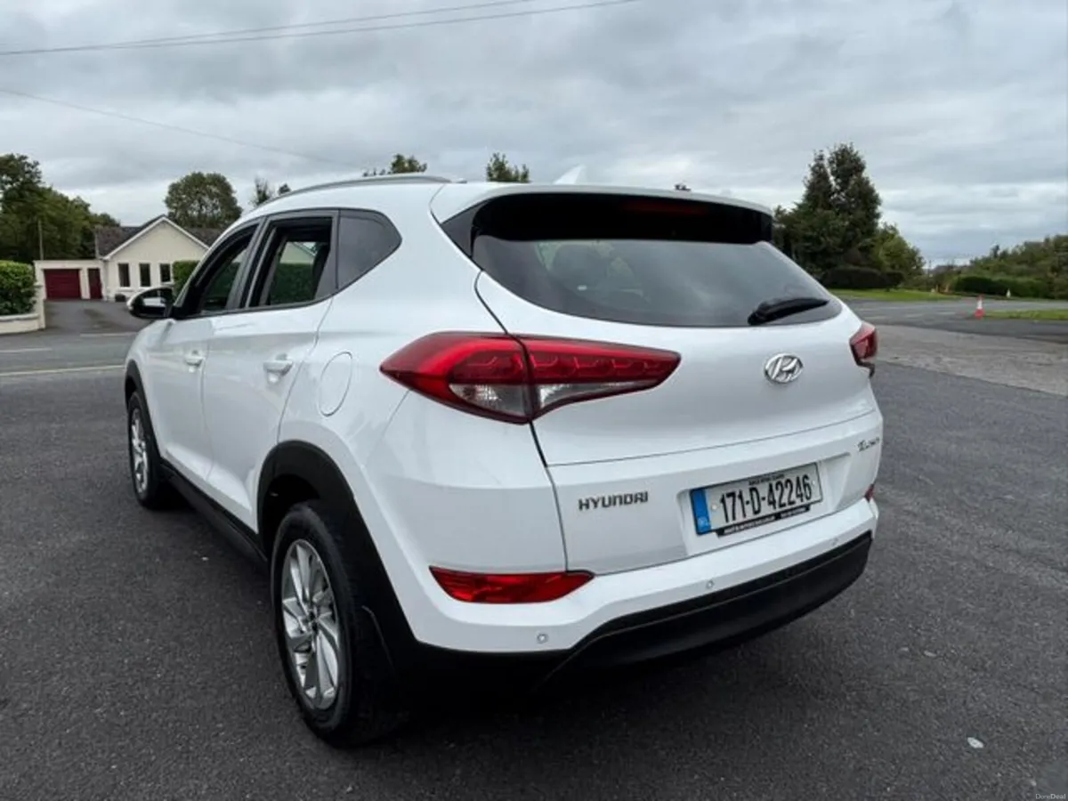 Hyundai Tucson 1.7crdi Executive 5DR - Image 5