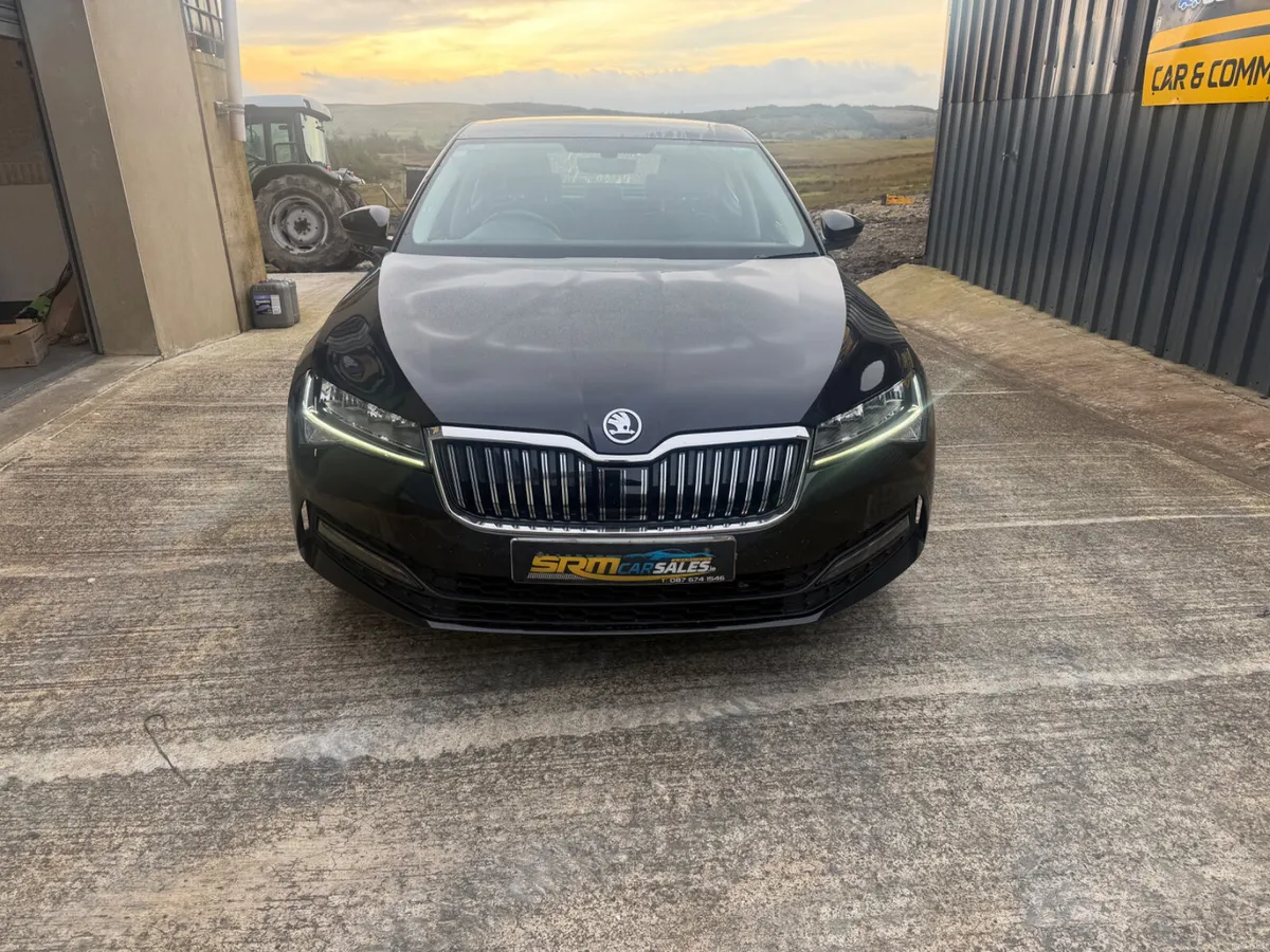 Skoda Superb 2021 - Image 4