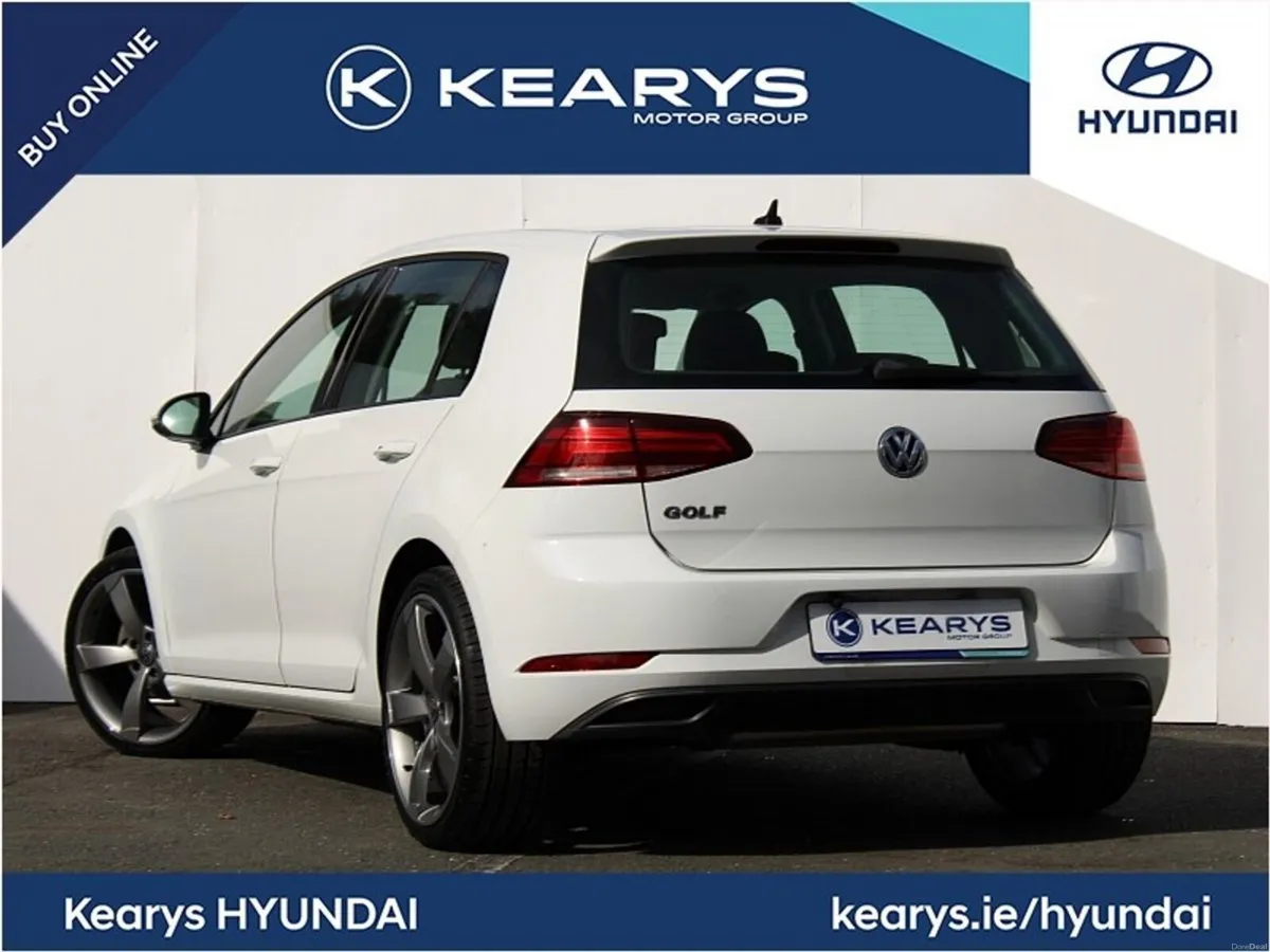 Volkswagen Golf TRENDLINE AUTOMATIC - Image 2