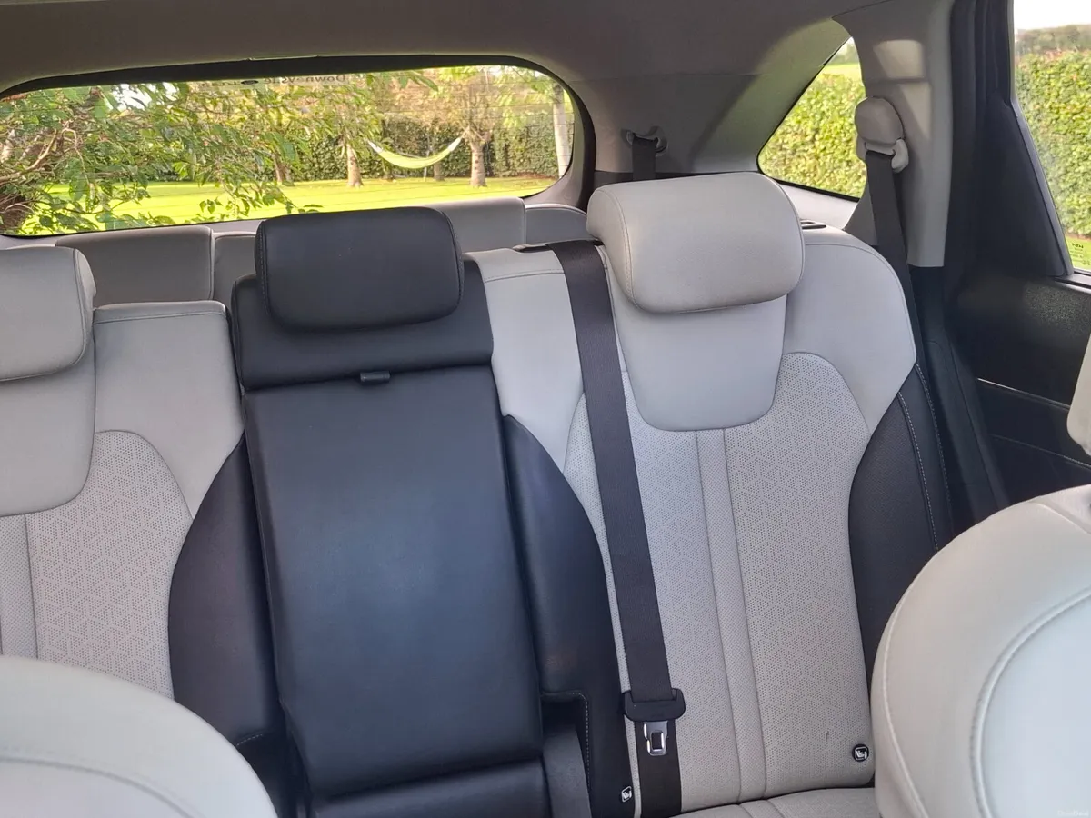 Kia Sorento 2023 - Image 5