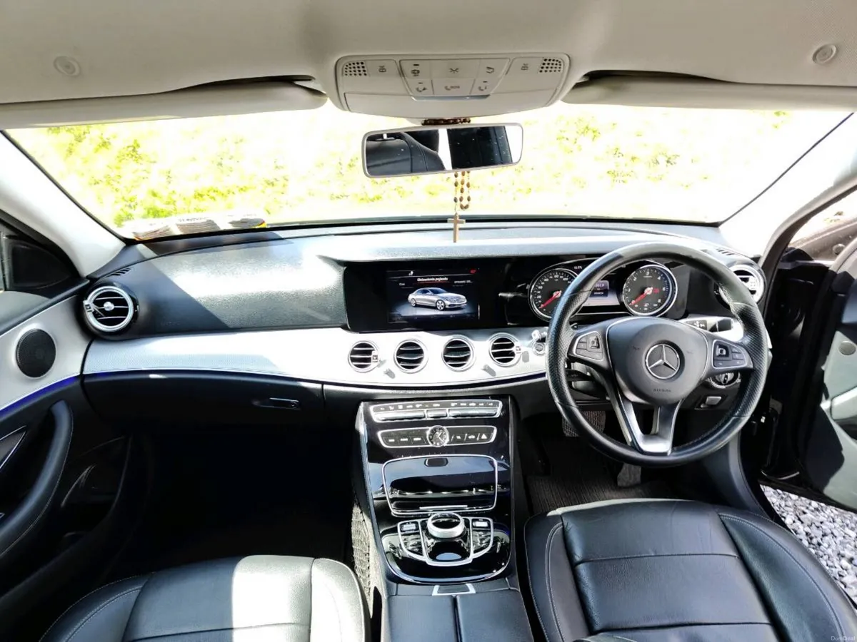 2017 Mercedes-Benz E220 D SE 4DR AUTO - Image 4