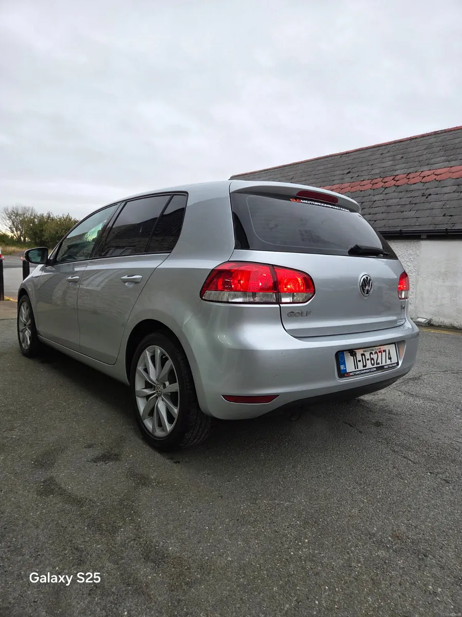 Volkswagen Golf 2011 / 1.2 AUTOMATIC - Image 6