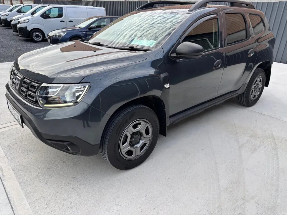 2019 Dacia Duster 1.5 Blue DCI 115 Essential - Image 3
