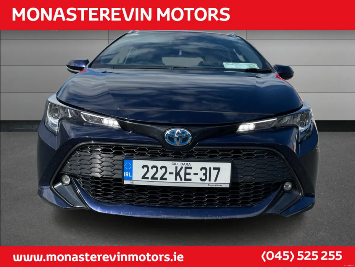 Toyota Corolla LUNA TS 4DR AUTO HYBRID - ESTATE SP - Image 3