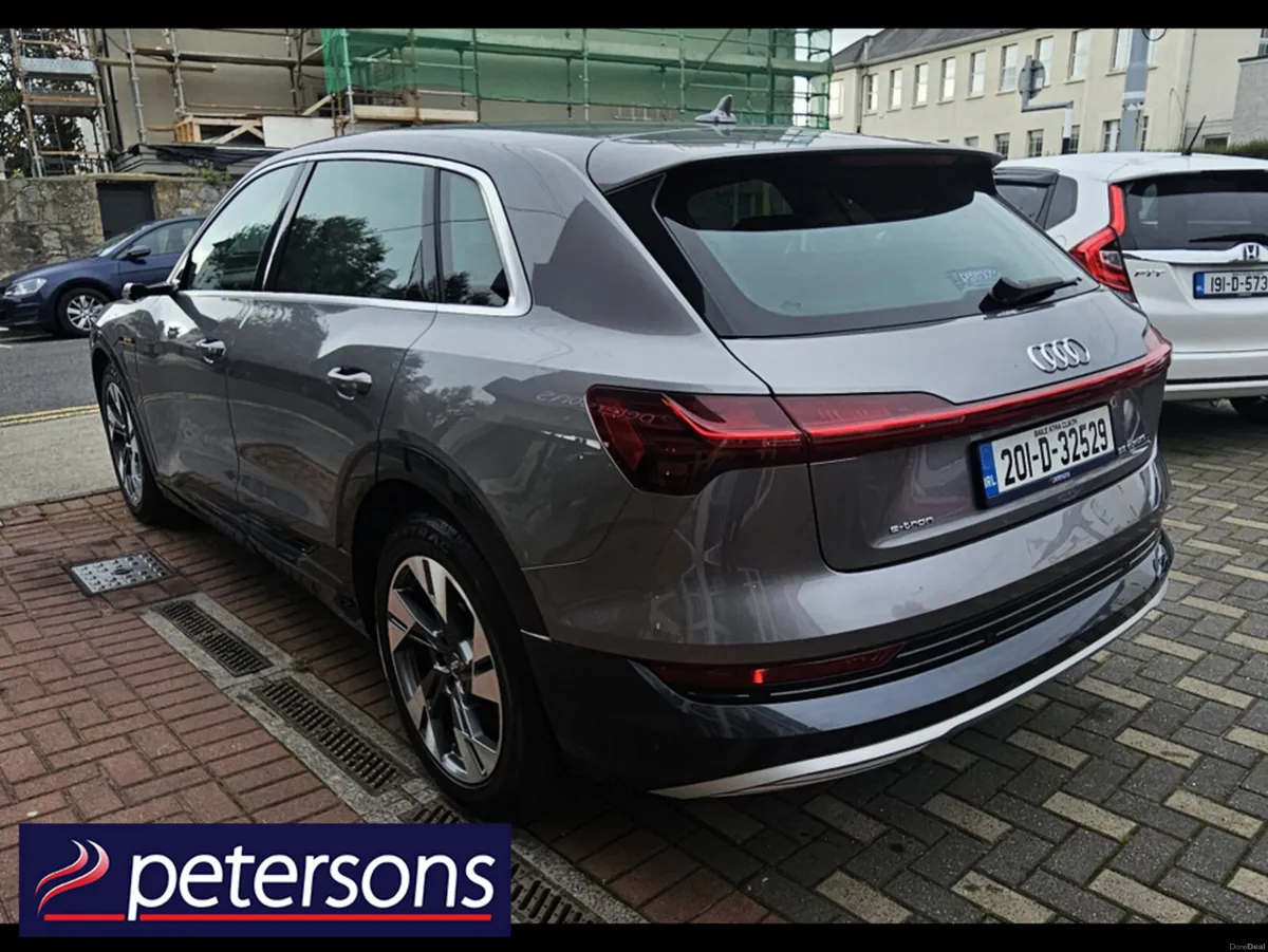 Audi e-tron QUATTRO 55 5DR AUTOMATIC - Image 6