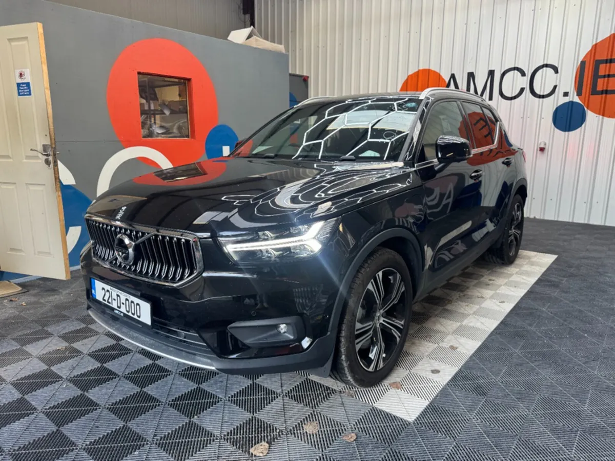 Volvo XC40 2022 VOLVO Xc40 RECHARGE PLUG-IN HYBRID - Image 6