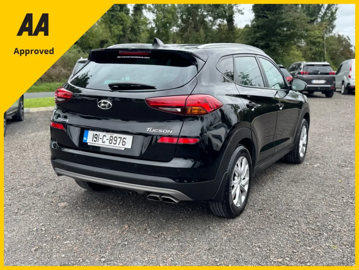 Hyundai Tucson IX35 EXECUTIVE 5DR - Image 3