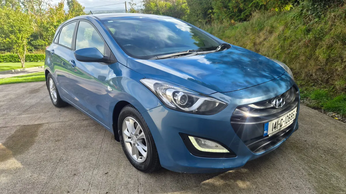 14 i30 - AUTOMATIC - BLUETOOTH - CRUISE CONTROL - Image 4