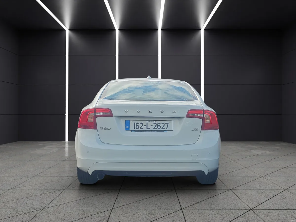 Volvo S60 2016 - Image 5