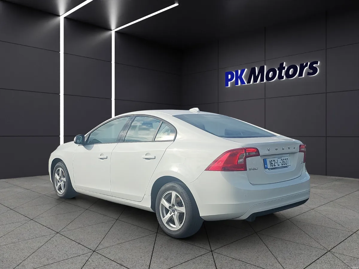 Volvo S60 2016 - Image 4