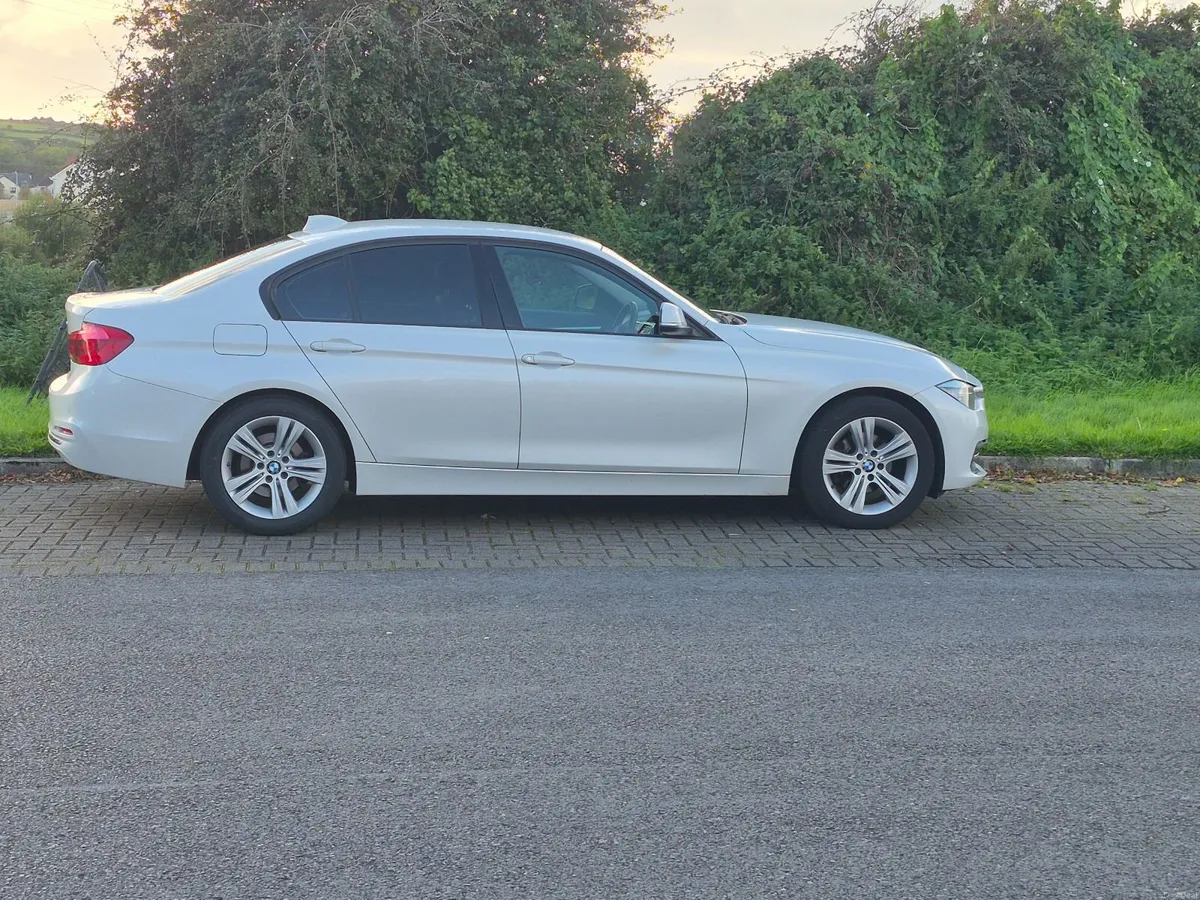 BMW 3-Series 2016 - Image 1