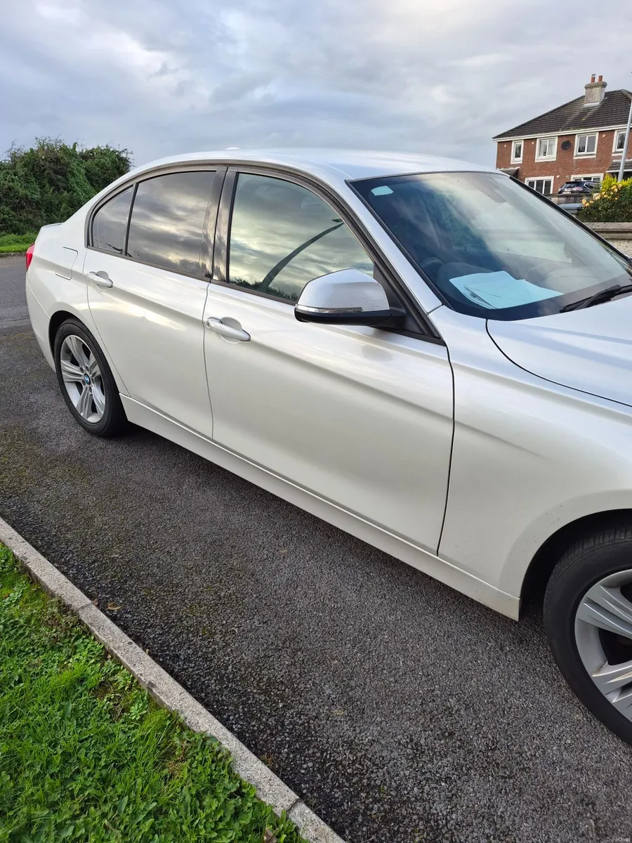BMW 3-Series 2016 - Image 6