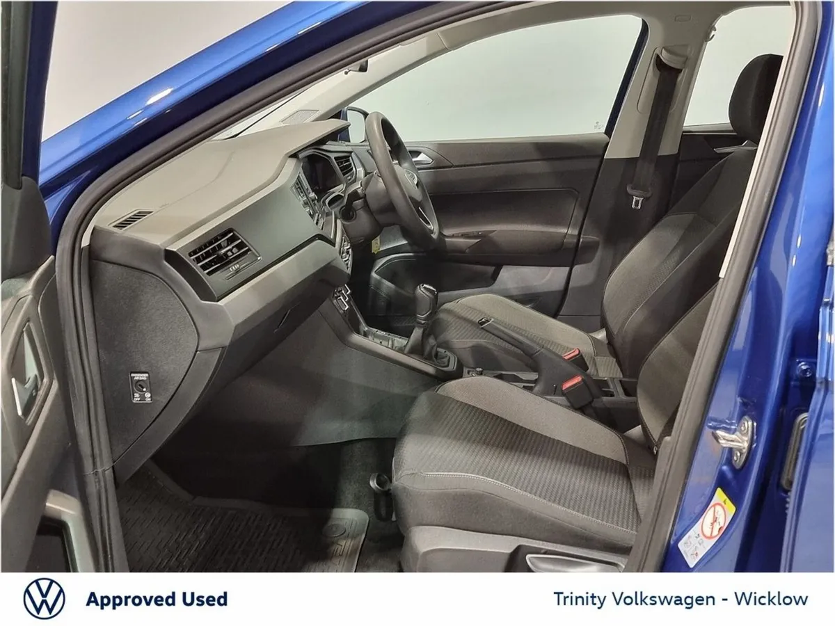Volkswagen Polo ** TREND ** 1.0 MPI ** 80BHP ** MA - Image 4