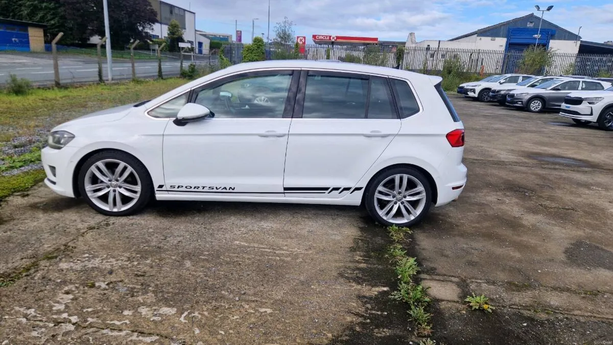 Volkswagen golf SV 2016 1.4 Sport tsi - Image 4