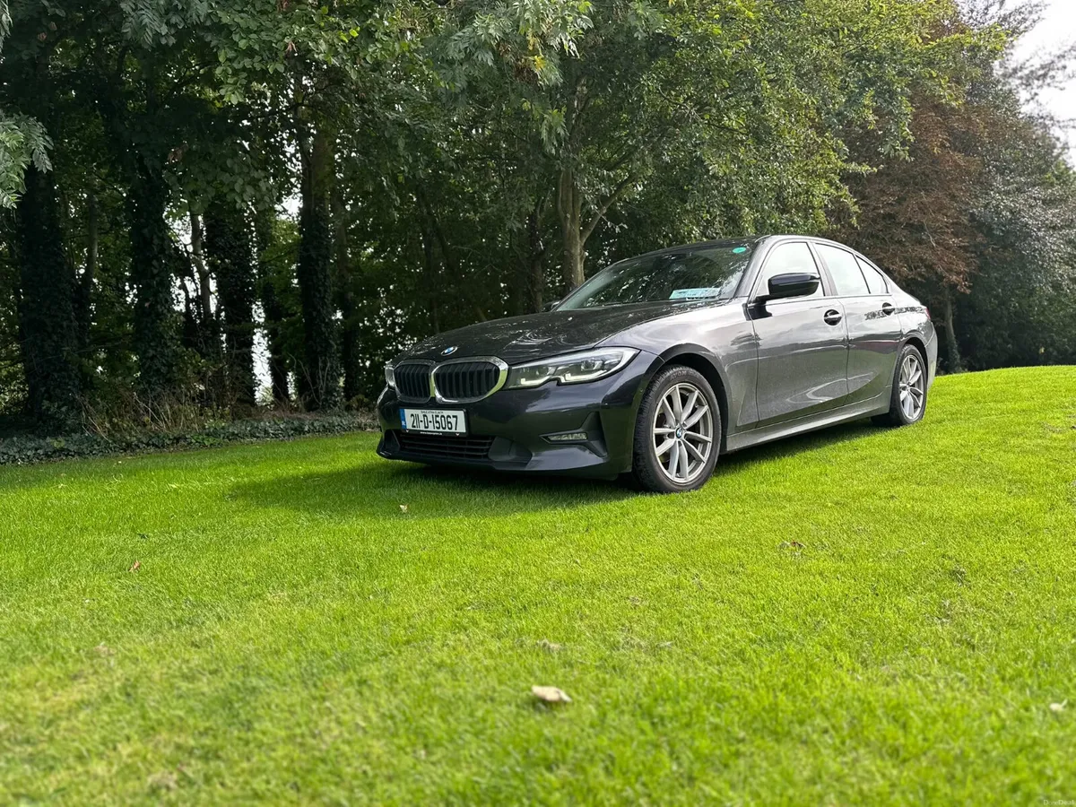 BMW 3-Series Automatic 2021 NCT 02/27 Tax 11/26 - Image 2