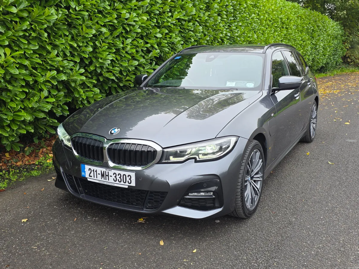 2021 BMW 330e G21 M Sport Touring – Plug-In Hybrid - Image 4