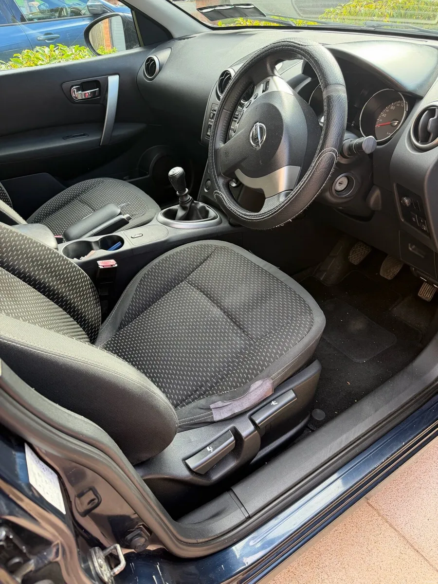 Nissan Qashqai +2 - Image 6