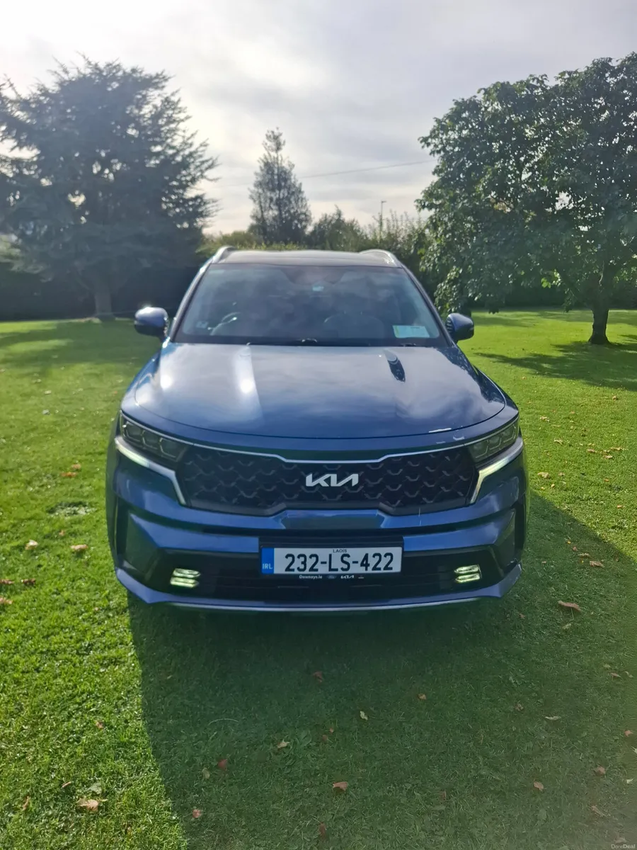 Kia Sorento 2023 - Image 2