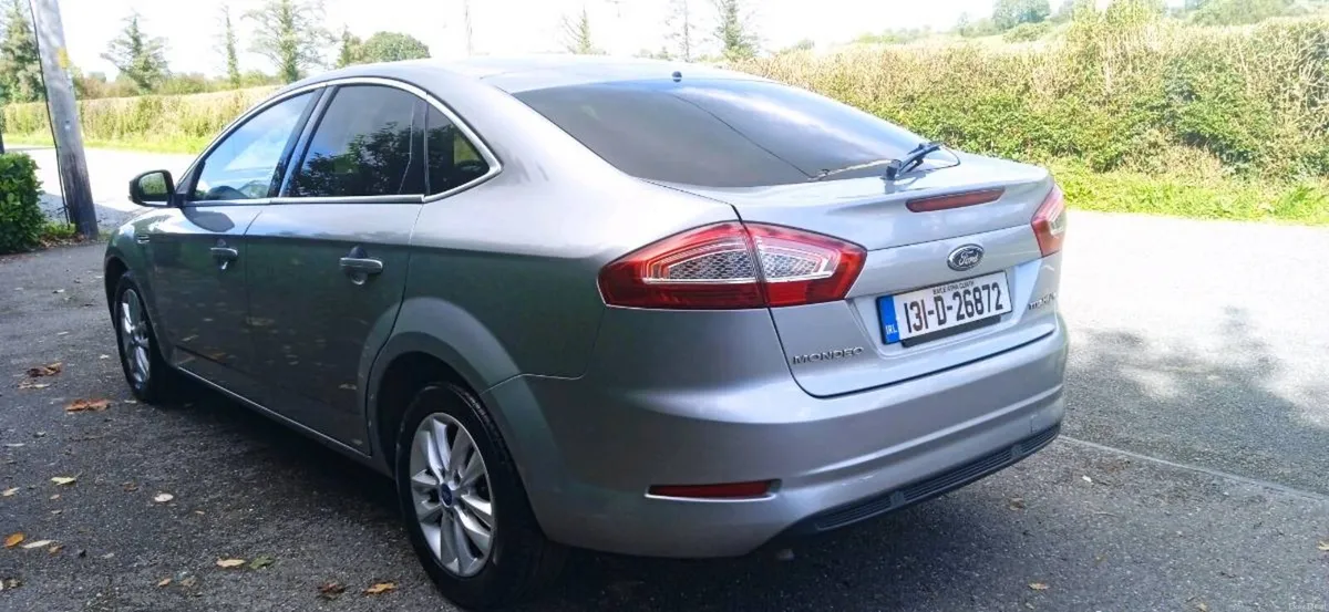 AUTOMATIC  TITANIUM FORD MONDEO - Image 4