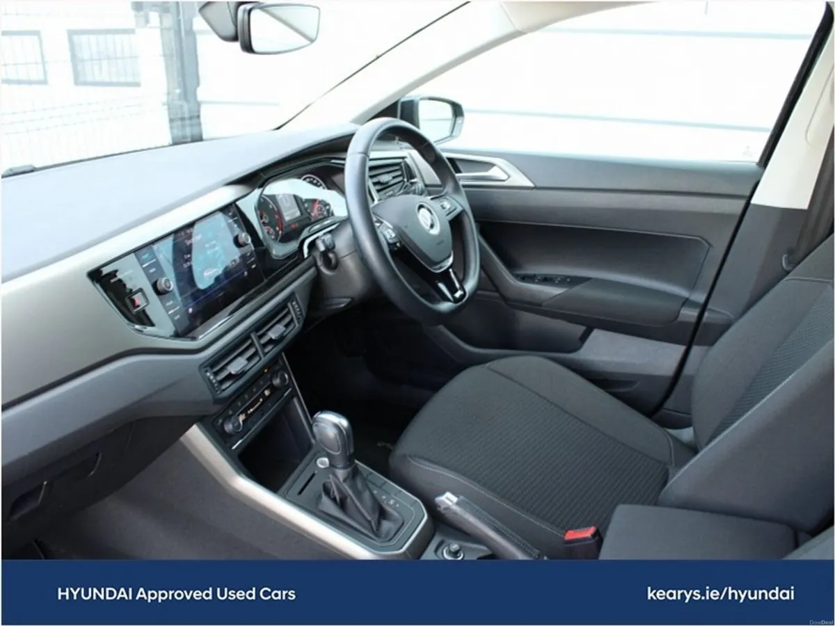 Volkswagen Polo COMFORTLINE  - 1.0 PETROL - AUTOMA - Image 5