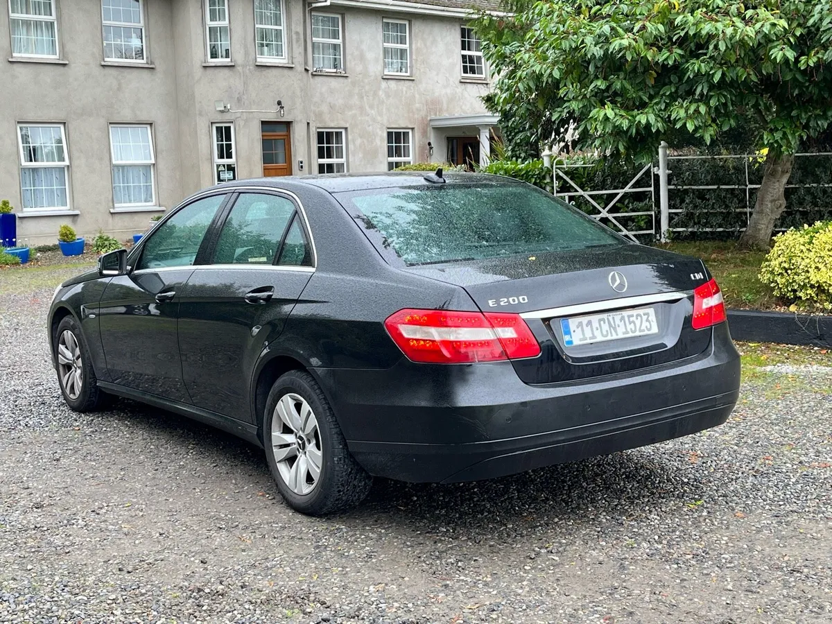 Mercedes E class - Image 4