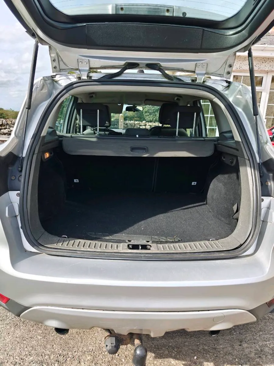 Car - Image 5