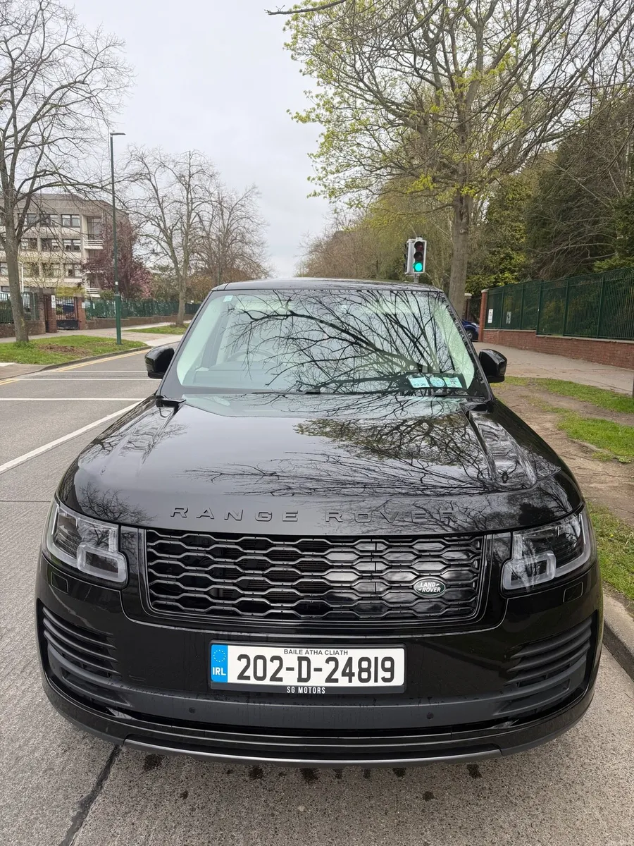 Range Rover Vogue - Image 2