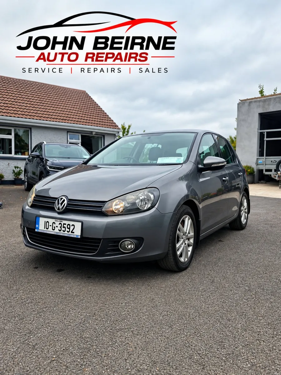 2010 Volkswagen Golf 1.6 TDI - Image 1