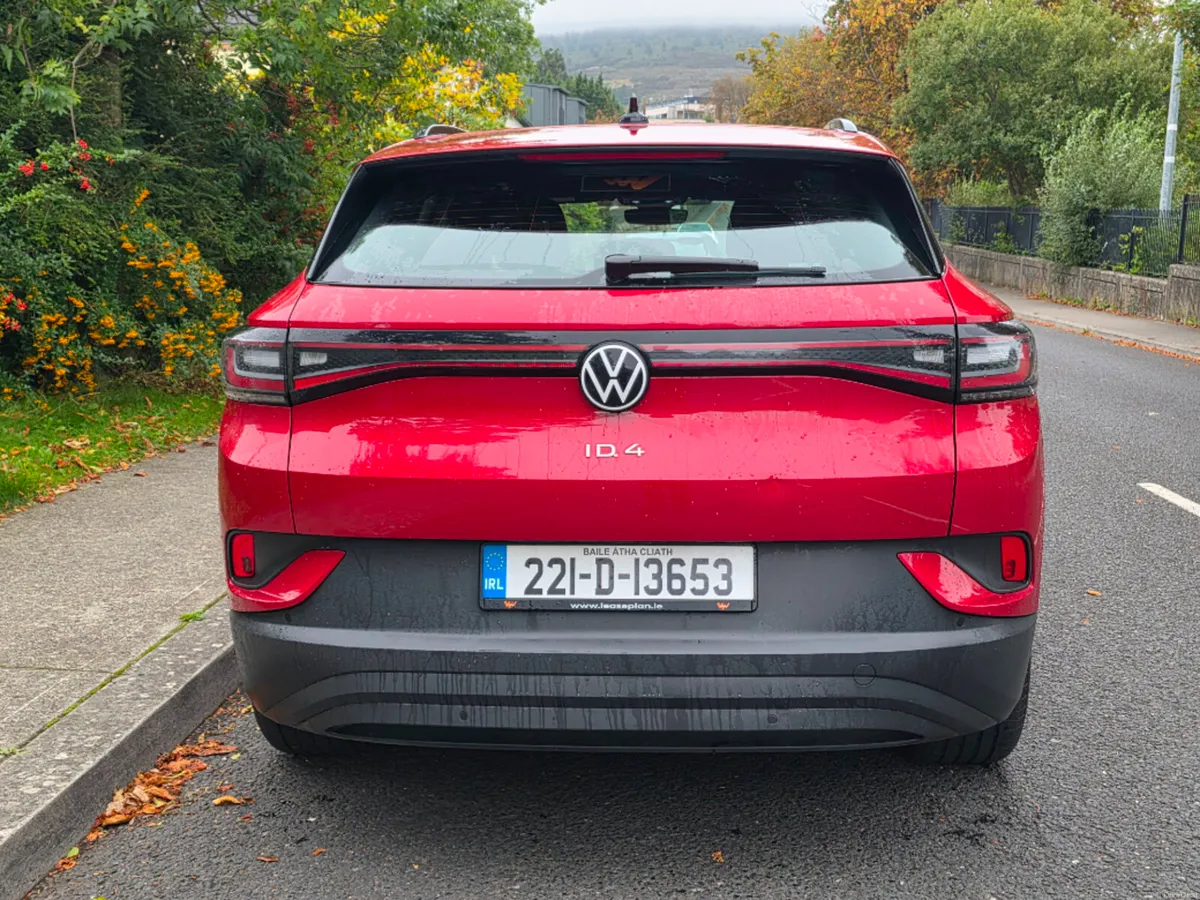 Volkswagen ID.4 PRO 150 KW Life 77KWH 204HP Proper - Image 4