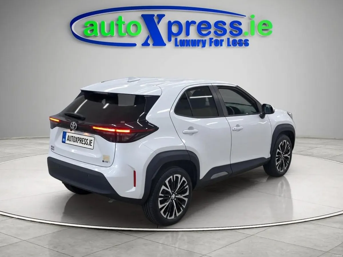 Toyota Yaris Cross 1.5 HYBRID Z, Ultra low Mileage - Image 6