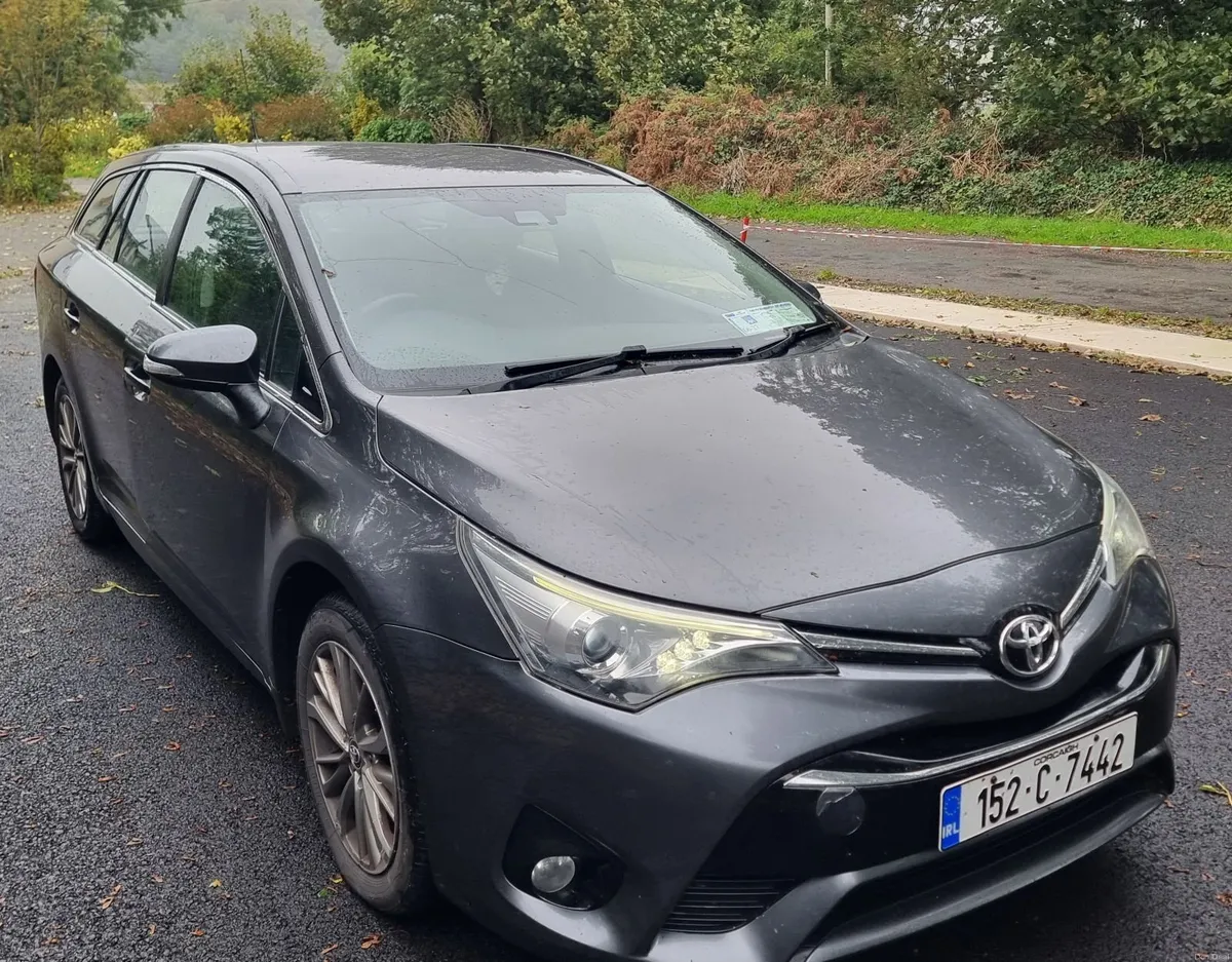 Toyota Avensis Business Edition D-4D Estate 2015 - Image 3