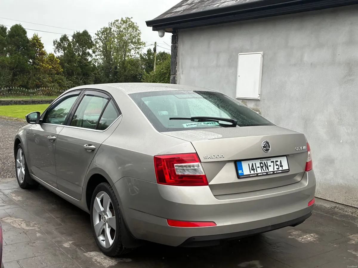 Skoda Octavia 2014 - Image 4