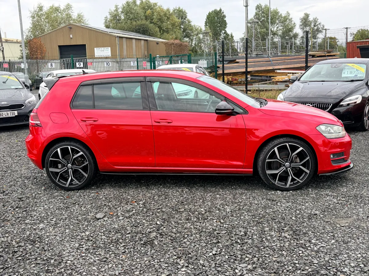 2017 VOLKSWAGEN GOLF 1.2TSI 5DR AUTO FULL OF EXTRA - Image 2
