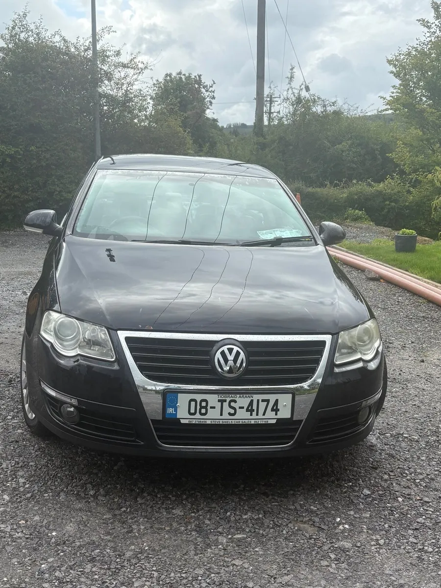 Volkswagen Passat 2008 - Image 2