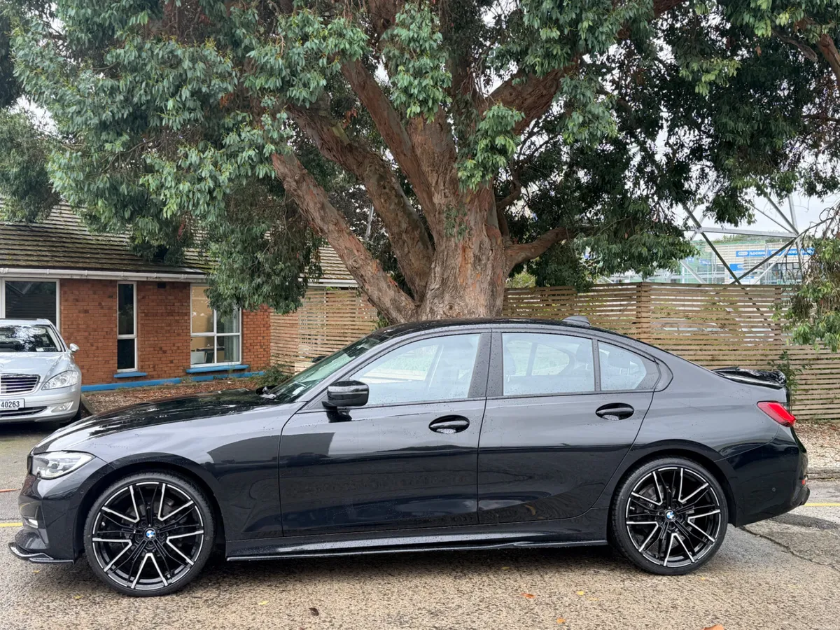 2022 BMW 3-Series..HEATED & LEATHER SEATS - Image 3
