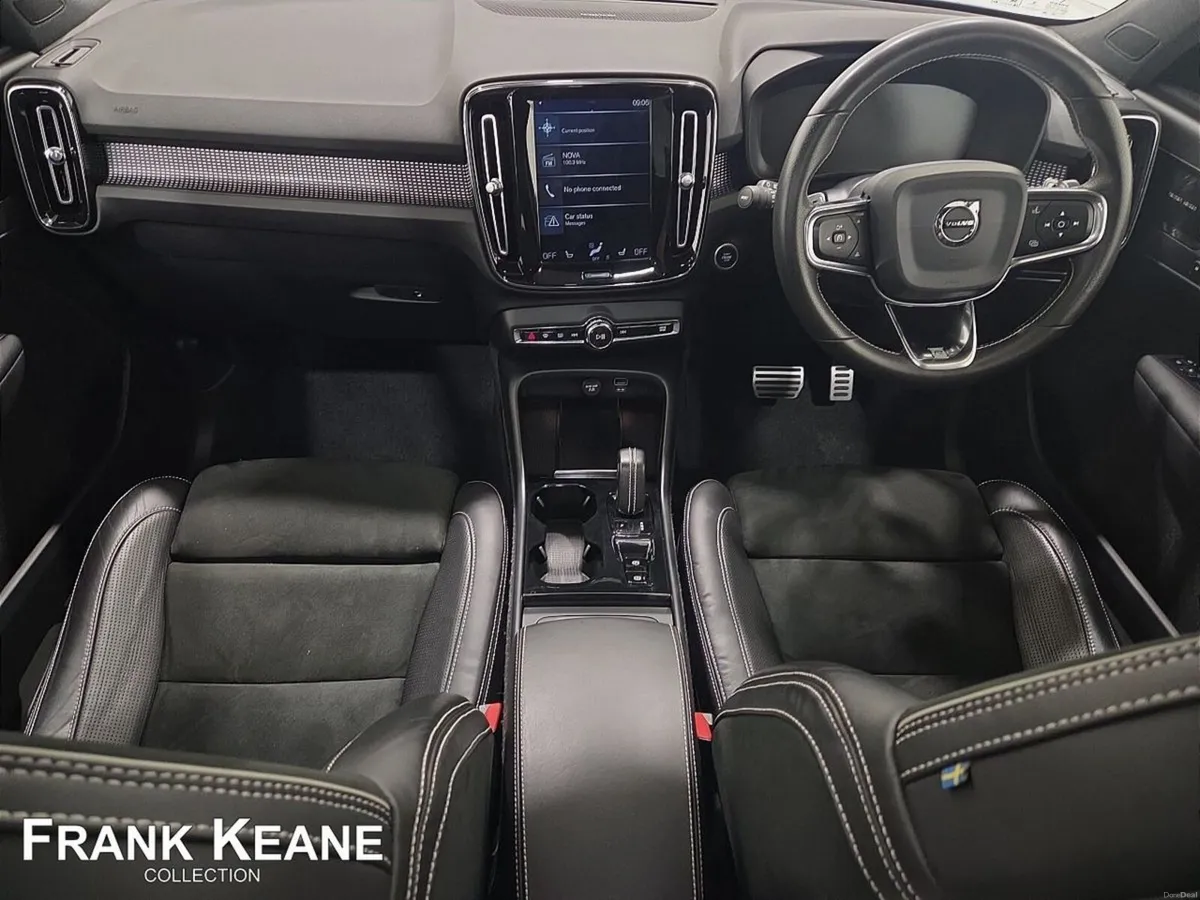 Volvo XC40 D3 DIESEL (150hp) R-Design Pro Auto - Image 4