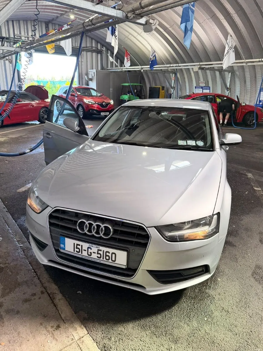 Audi A4 2015 - Image 2