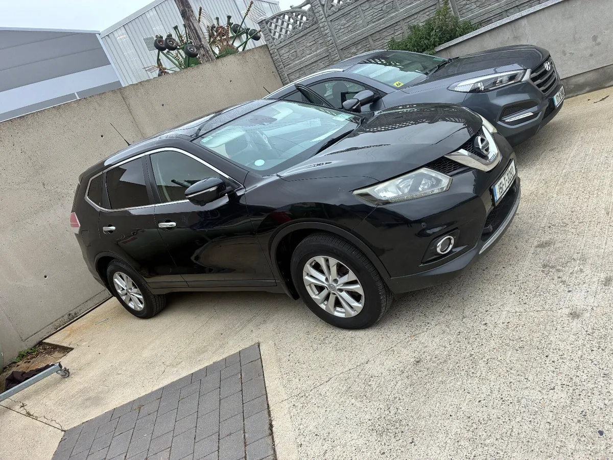 2015 Nissan X-Trail 7 seater - Image 1
