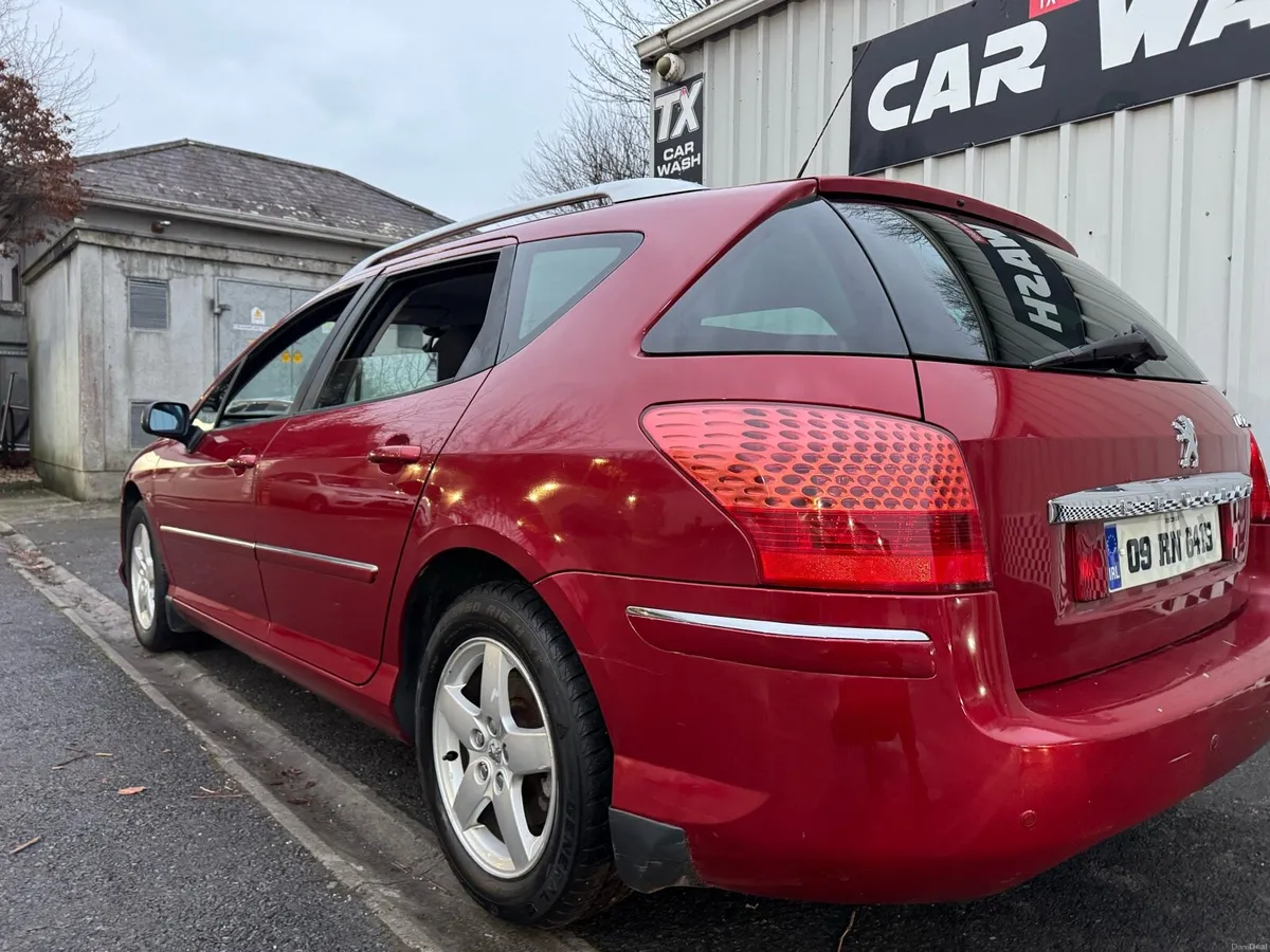 Car - Image 4