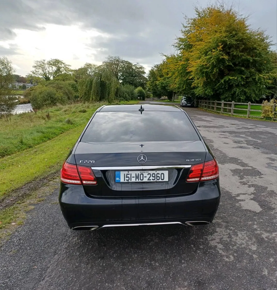 Mercedes E220 Automatic - Image 2