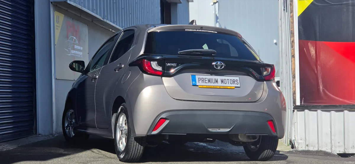 Toyota Yaris Automatic - Image 3