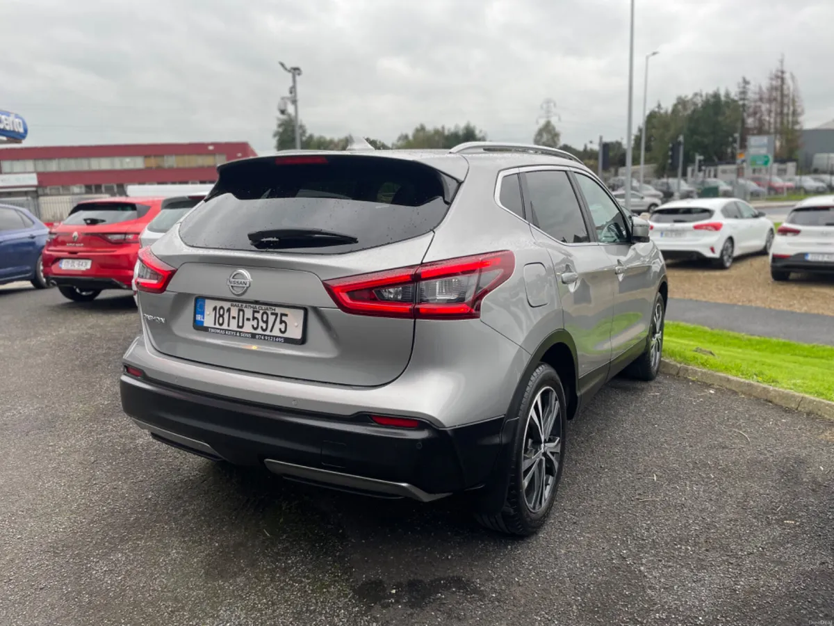 2018 Nissan Qashqai  Automatic 1.2 SV CVT - Image 4