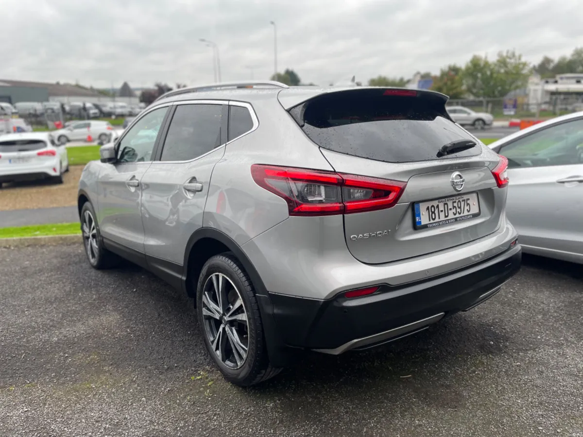2018 Nissan Qashqai  Automatic 1.2 SV CVT - Image 3