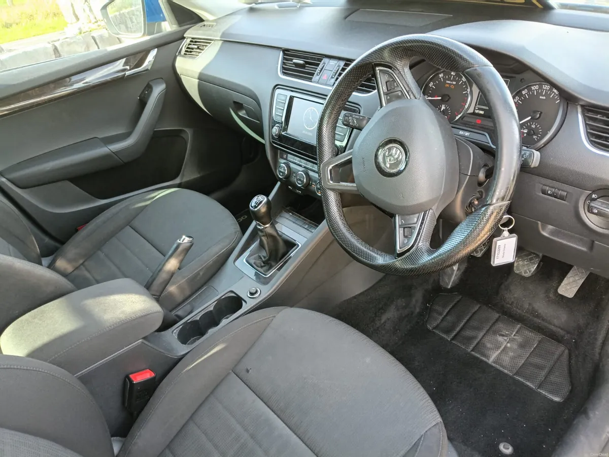 Skoda Octavia 2017 1.0 Petrol Clean €8995 - Image 5
