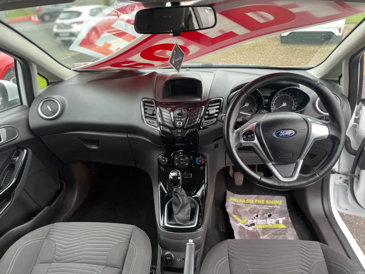 2014 Ford Fiesta 1.0L ZETEC - Image 5
