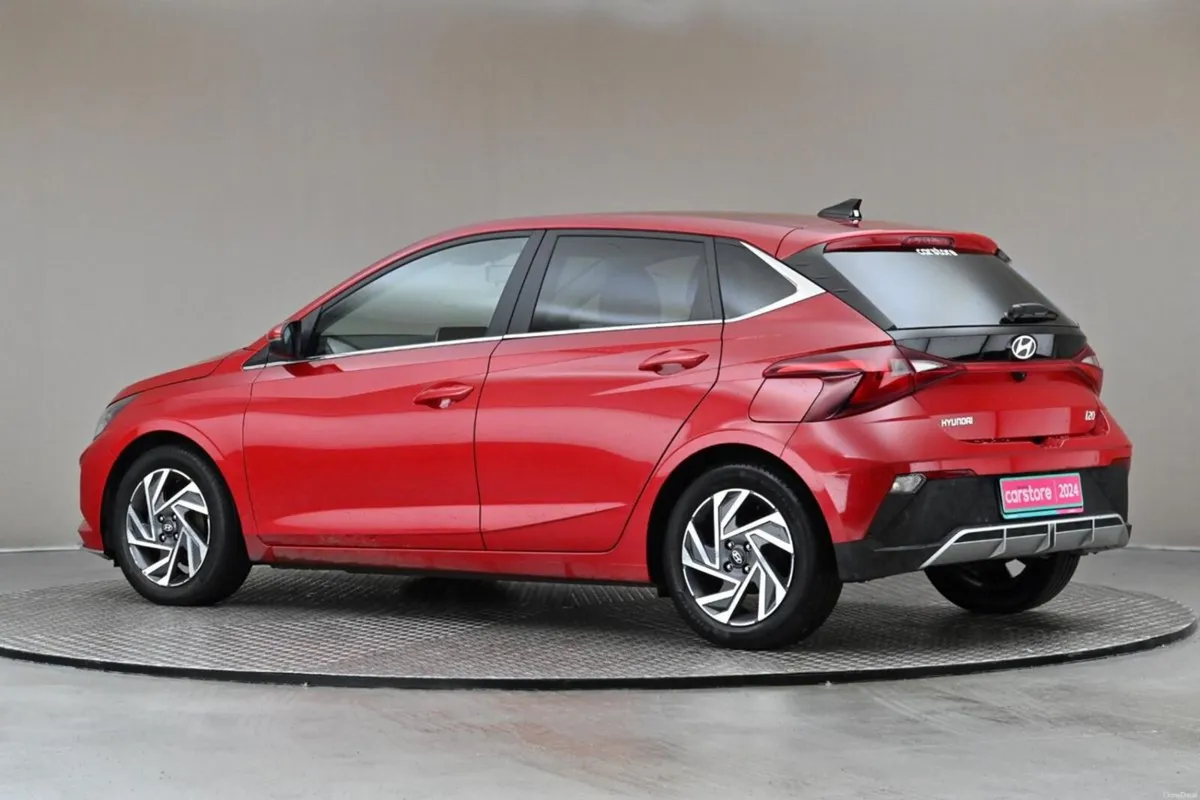 Hyundai i20 1.2 5SPD DELUXE PLUS **REVERSE CAM** - Image 6