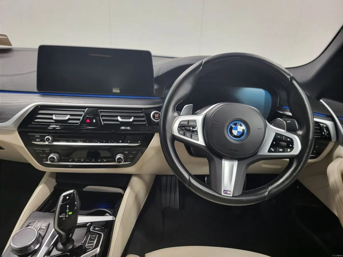 BMW 5-Series 530e M Sport - Image 5